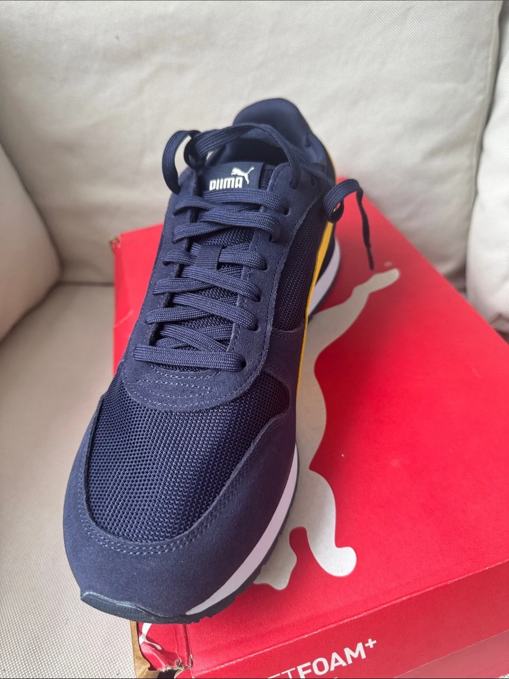 Puma Men’s Navy & Yellow Casual Runner